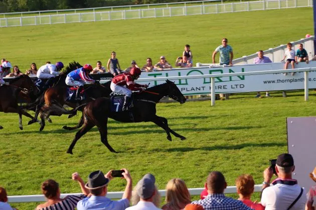 SR nearing winning post (resized)